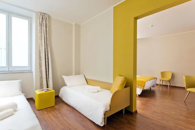 غرفة رباعية بسرير مزدوج وسريرين منفصلين، B&B Hotel Palermo Quattro Canti 1/3