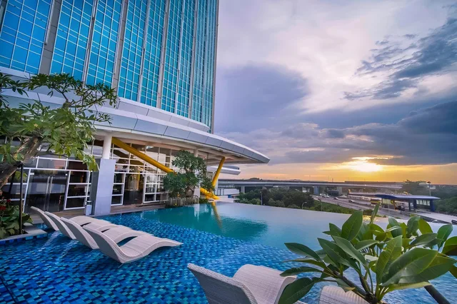 غرفة ديلوكس، Nuanza Hotel and Convention Cikarang 1/3