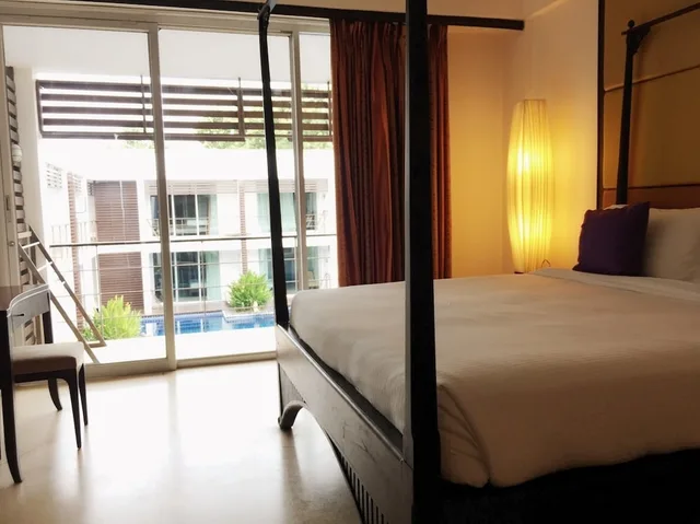 جناح بسرير كينج بإطلالة على المسبح بجاكوزي، Vana Wellness Resort 1/1