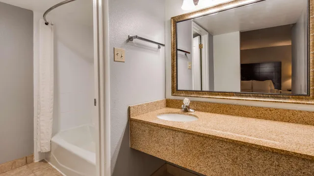 جناح بسريرين كوين، Best Western Prescottonian 10/10
