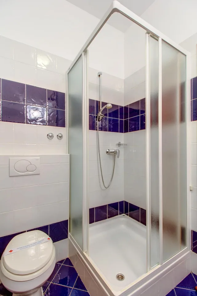 غرفة قياسية ثلاثية، HOTEL MANORA 6/6