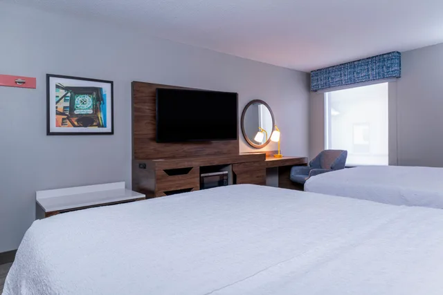 غرفة بسريرين كوين لذوي الإعاقة، Hampton Inn & Suites St. Louis/Chesterfield 1/3
