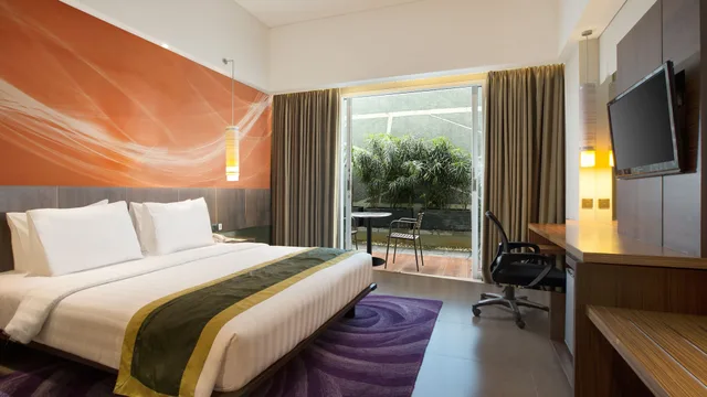غرفة قياسية بسرير كوين بشرفة لذوي الإعاقة، Holiday Inn Pasteur 1/4