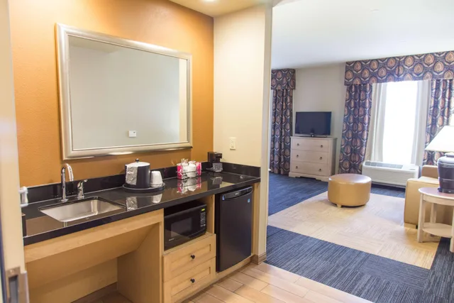استوديو بسرير كينج، Hampton Inn Suites Dodge City 3/3
