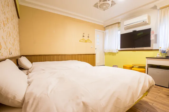 غرفة قياسية بسريرين منفصلين، N. Castle Hotel 1/5