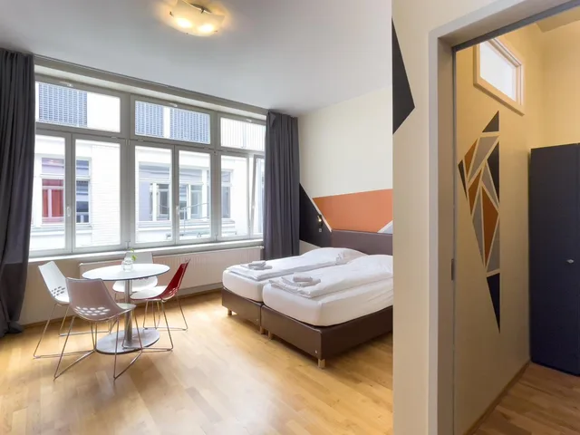غرفة سوبيريور عائلية بسريرين منفصلين وسرير بطابقين، Say Cheese Leipzig Hotel and Hostel 1/9