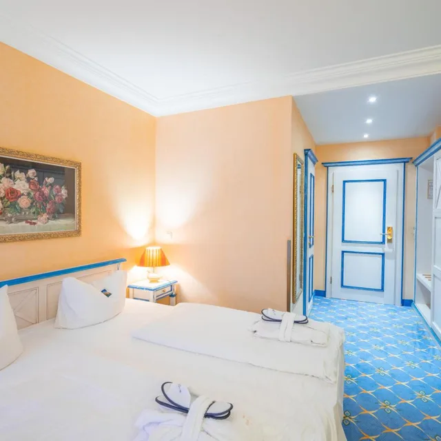Deluxe, King Bed, Lateral Side Sea View، Rugard Thermal Strandhotel 1/4