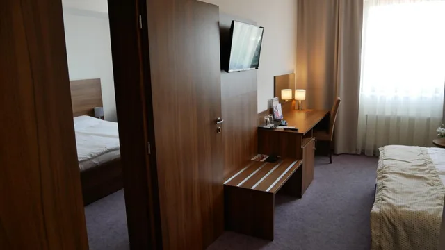غرفة عائلية، Hotel Saffron 3/10