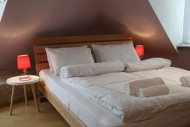 لوفت عائلي بسريرين كوين بإطلالة على المدينة بغرفتي نوم مع أريكة، David's Apartment 3/6