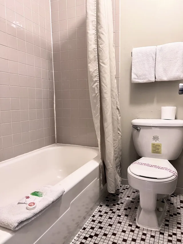غرفة قياسية بسريرين مزدوجين، Hotel L'Express 7/7