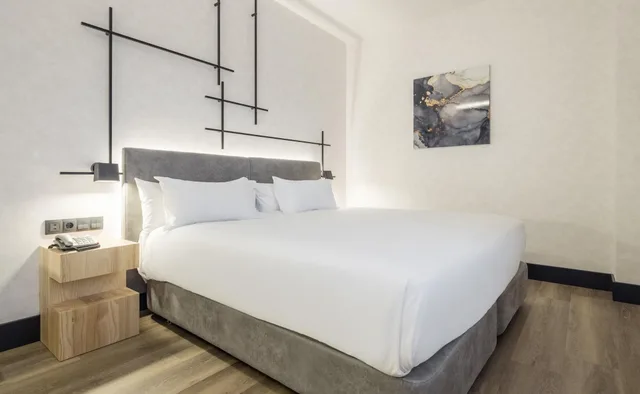 جناح جونيور بإطلالة على المدينة، Hotel Ilunion San Mames 2/6