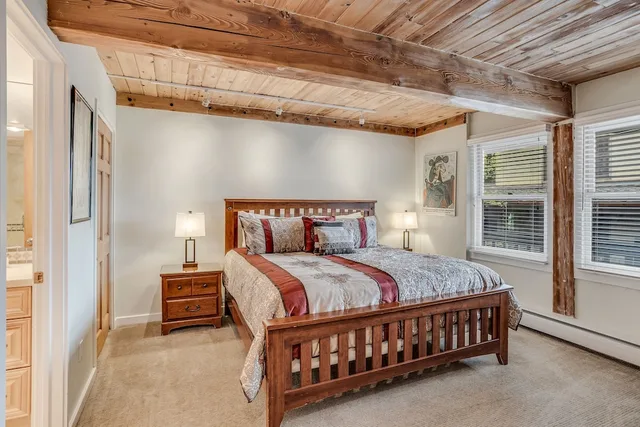غرفة متصلة ديلوكس بسرير كينج وسريرين كوين بـ3 غرف نوم، Laurelwood A Destination Residence 2/8