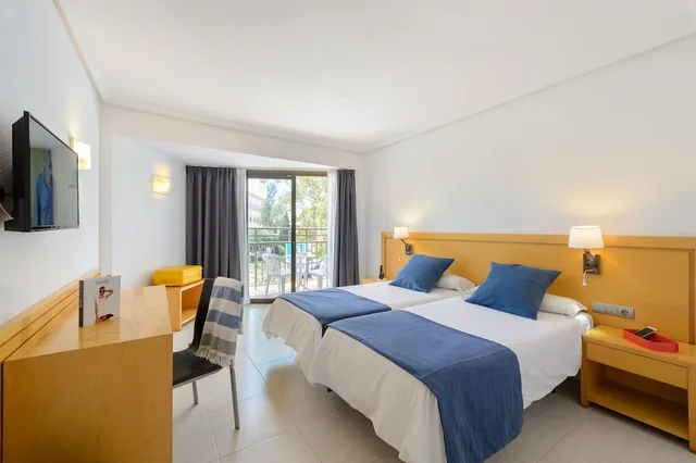 Twin Room 1+1، Hotel Vibra San Remo 7/10