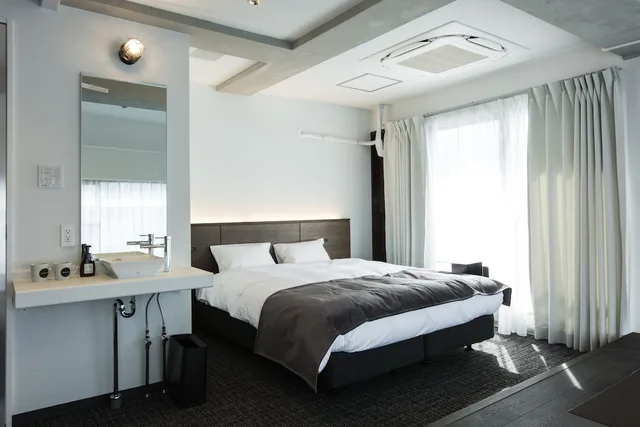 غرفة بسرير مزدوج بحمام خاص، Unplan Shinjuku Hostel 1/2