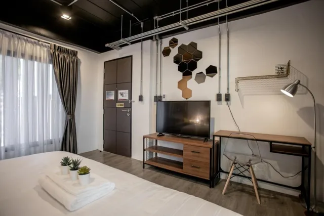 Room, King Bed, My Loft Hotel 8/10