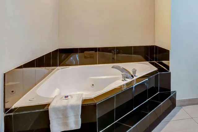 جناح ديلوكس بسرير كينج، Motel6 Mesquite, TX - Balch Springs 6/8