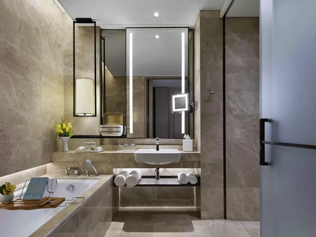 Heritage, Club, Luxury, King Bed, with View, High Floor، Sofitel Singapore City Centre 3/3