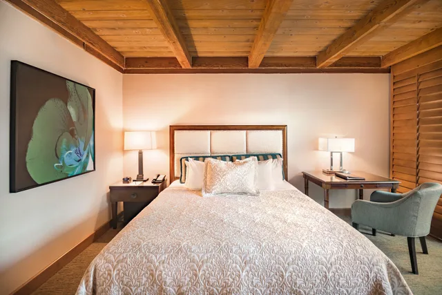 غرفة قياسية بسرير كينج، Humphreys Half Moon Inn And Suites 2/8