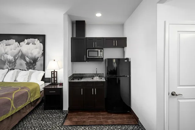 غرفة بسريرين كوين لذوي الإعاقة، Super 8 by Wyndham Carthage TX 4/6
