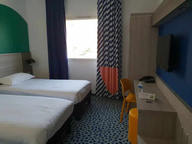 Standard, Twin Beds, Ibis Styles Marseille Plan De Campagne 1/5