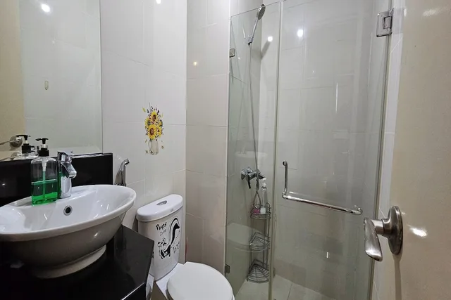 Studio Loft King Bed، PRS at One Palm Tree Villa near Airport 5/5