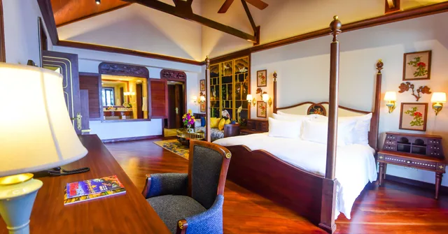 جناح رئاسي بسرير كينج بإطلالة على البحر بغرفة نوم واحدة، Furama Resort Da Nang 3/3