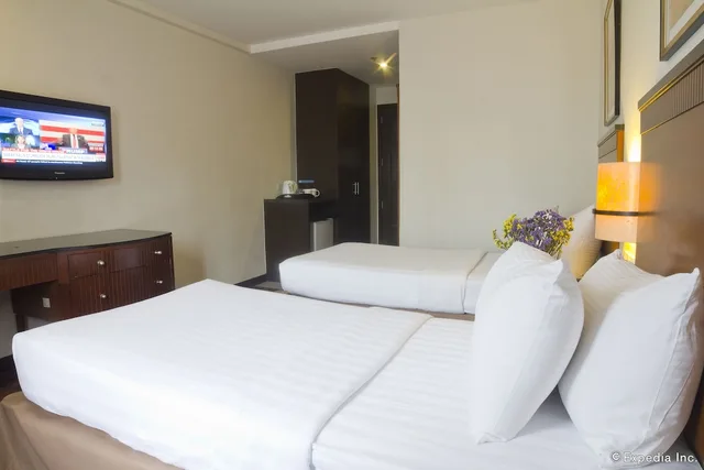 غرفة ديلوكس بريميوم بسرير كوين، Fersal Hotel Neptune Makati 9/10