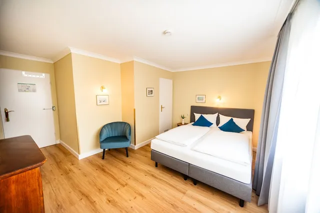 غرفة قياسية بسرير كوين، Acanthushotel Munich 9/10
