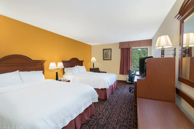 غرفة بسريرين كوين، Hamilton Inn Bessemer 5/10