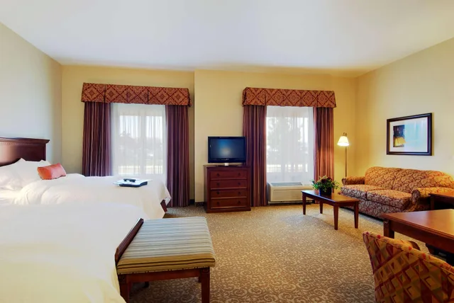 جناح استوديو بسريرين كوين مع أريكة، Hampton Inn Suites Lodi 1/1