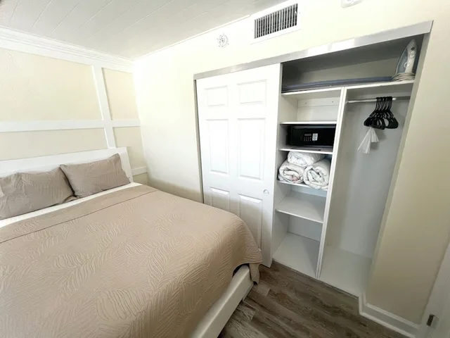 Suite, 2 Double Beds, Beach Front, Balcony، Lani Kai Beachfront 5/10