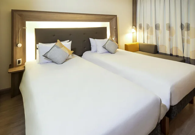 غرفة سوبيريور بسريرين منفصلين، Novotel Den Haag World Forum Hotel 1/6