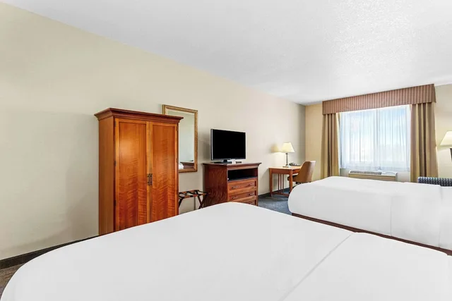 Room, 2 Queen Beds, Comfort Inn & Suites I-25 near Spaceport America 1/5