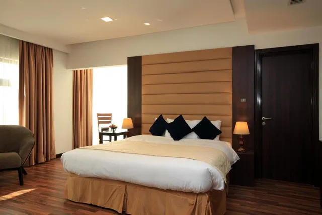 Diplomatic Suite، فندق جولدن توليب للأجنحة الفندقية(Golden Tulip Al Khobar Suite Hotel) 1/2