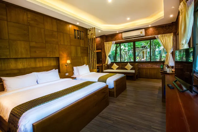 غرفة ديلوكس عائلية بسرير مزدوج وسرير فردي، Naiyang Park Resort 1/3