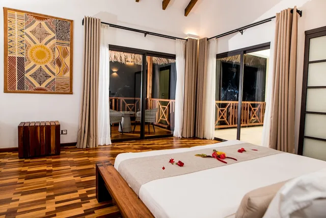 3 Bedrooms, Luxury, Villa, 3 Queen Beds, Beach Side, Private Pool، Home Madagascar The Residence 2/7