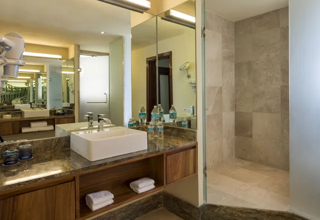Real, Suite, King Bed، Camino Real Acapulco Diamante 3/3
