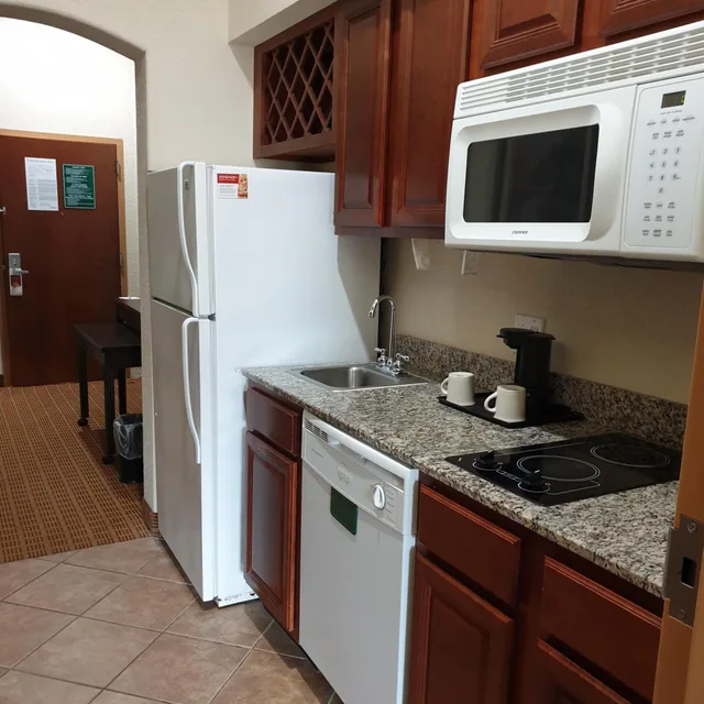 جناح بسرير كوين بغرفة نوم واحدة لذوي الإعاقة، Hawthorn Suites By Wyndham Kingsland 6/6