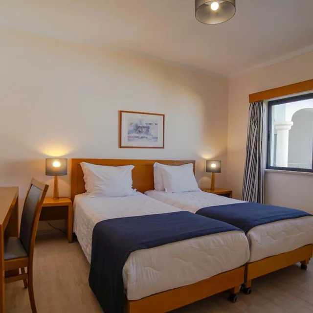 شقة بإطلالة على المسبح بغرفتي نوم مع أريكة، Vila Petra 2/8