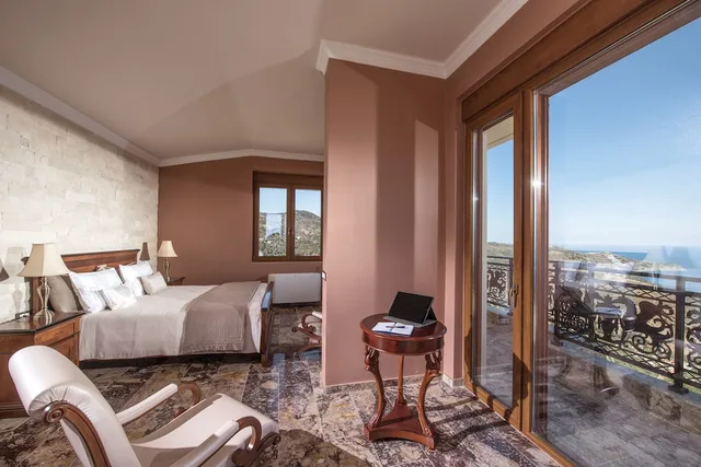 فيلا عائلية بسريرين منفصلين وسريرين كوين بإطلالة على البحر، Bella Mare Villa 3/6