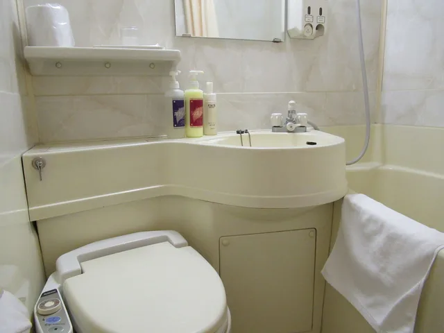 غرفة مفردة للمدخنين، Hotel Crown Hills Kumamoto 9/10