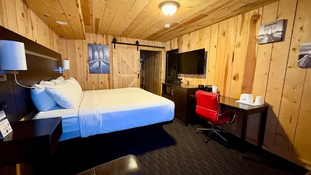 غرفة بسرير كينج مع أريكة، Americas Best Value Inn-Wall 8/10