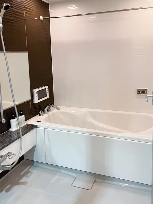 غرفة بريميوم بسريرين منفصلين للمدخنين، Hotel Livemax BUDGET Naha 3/3