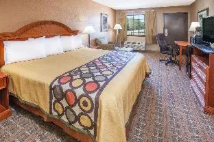 غرفة، Super 8 By Wyndham Clinton 1/1