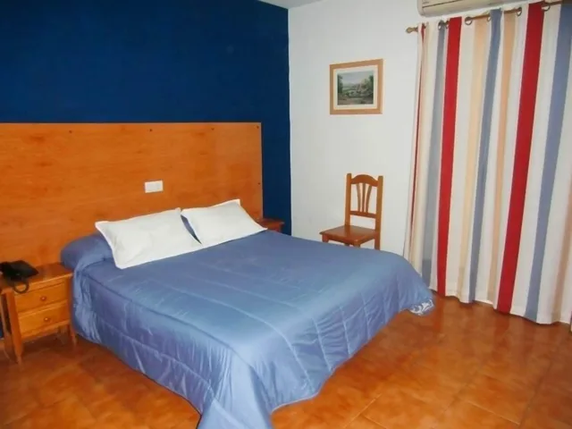 غرفة بسرير مزدوج أو سريرين منفصلين، Hostal Villa 2/4