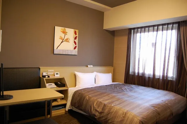 غرفة بسرير نصف مزدوج للمدخنين، Hotel Route-Inn Toyota Motomachi (ex. Hotel Route Inn Toyota Asahigaoka) 3/4