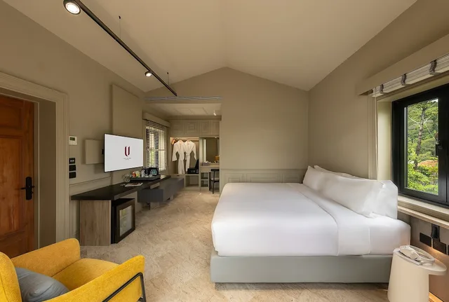 Hilltop, Superior, King Bed، U Khao Chi Chan Pattaya 1/5