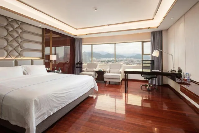 Nightscape, Executive, with View، Junyi Hotel 1/1