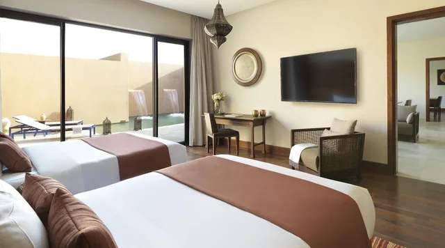 فيلا بسرير كينج وسريرين منفصلين بإطلالة على الحديقة بغرفتي نوم بمسبح خاص، Anantara Al Jabal Al Akhdar Resort 1/3
