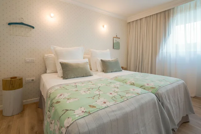 2 Bedrooms, Land View, Hot Tub، La Concha Boutique Apartments - Adults Only 2/3
